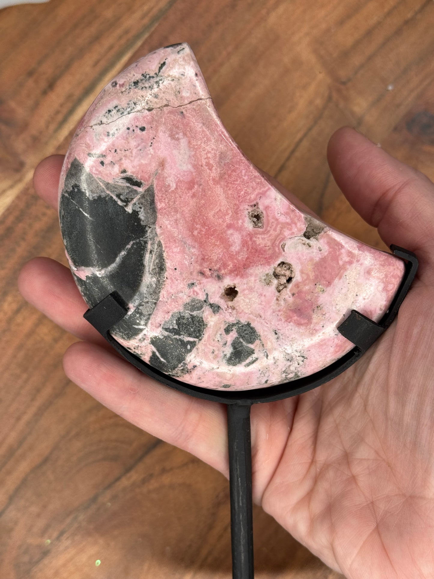 Rhodonite Moon with stand (70)