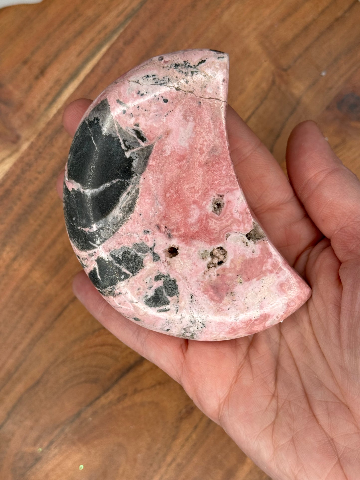 Rhodonite Moon with stand (70)