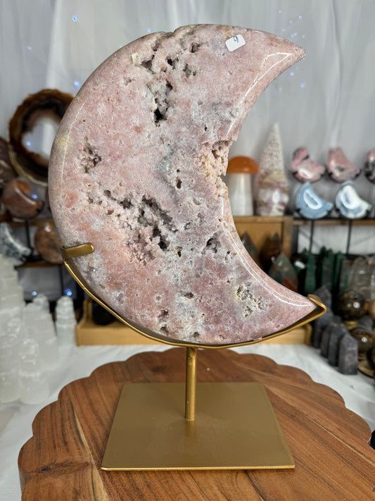 Pink Amethyst Moon (325A)